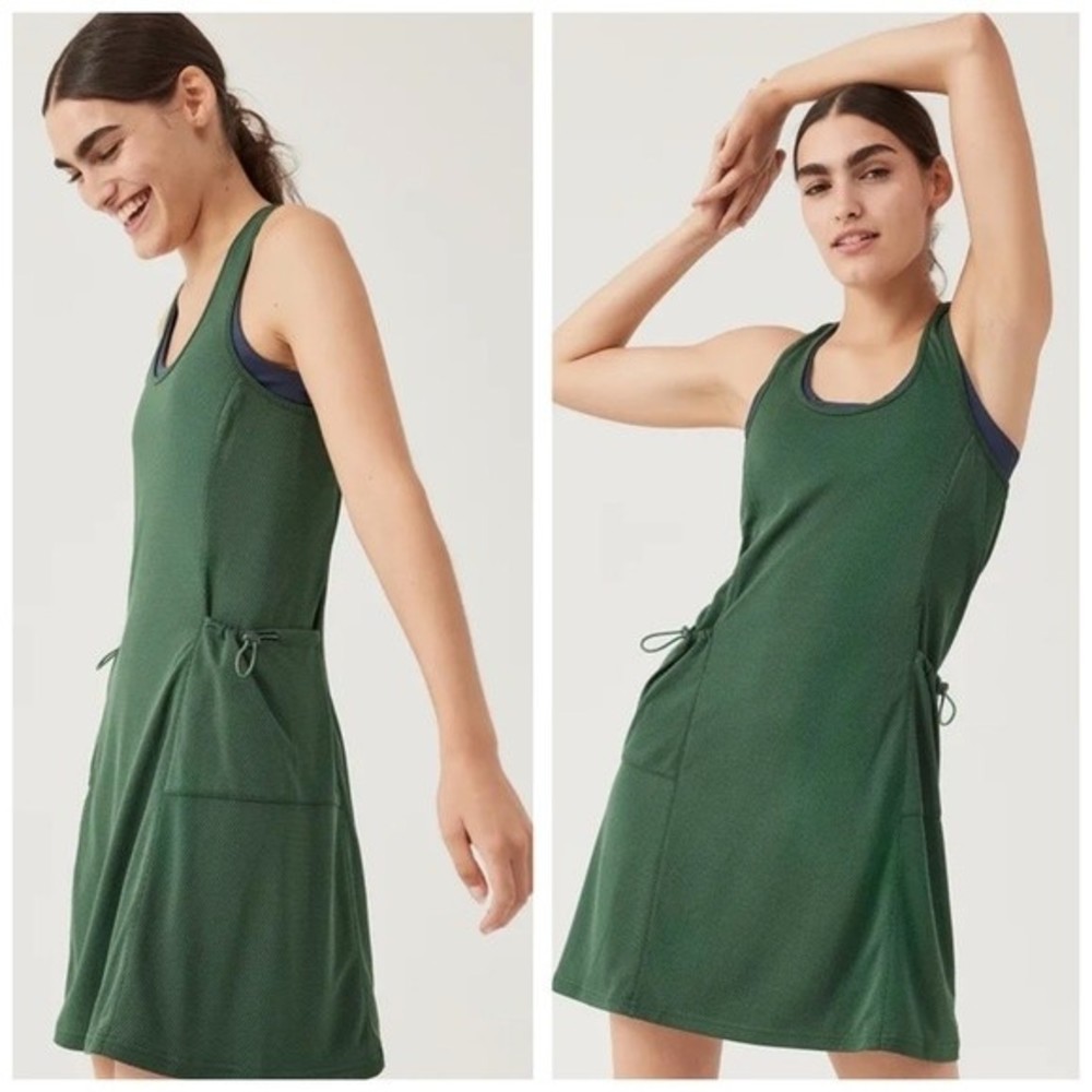 NWT Outdoor Voices RecMesh Dress - Evergreen